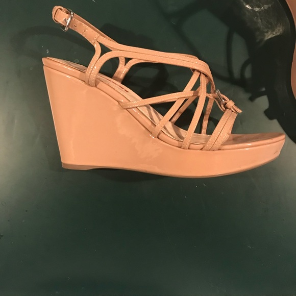 Prada cream wedges - Picture 2 of 3
